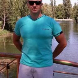 Парень из Самары, ищу девушку любого возраста для страстного вечера или ночи Парень из Самары, ищу девушку любого возраста для страстного вечера или ночи